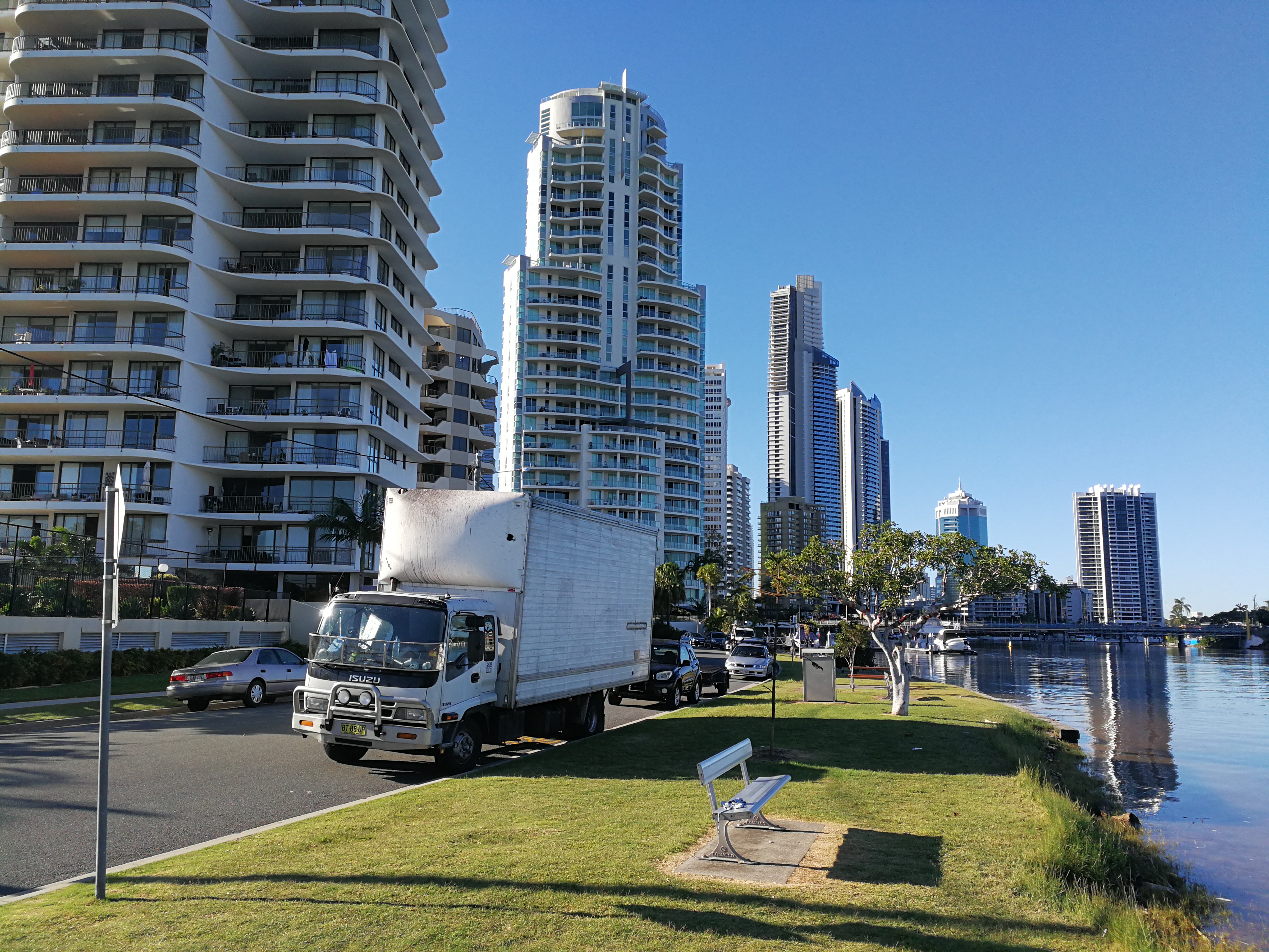 Interstate Removalists Sydney to Brisbane & Melbourne Careful Movers