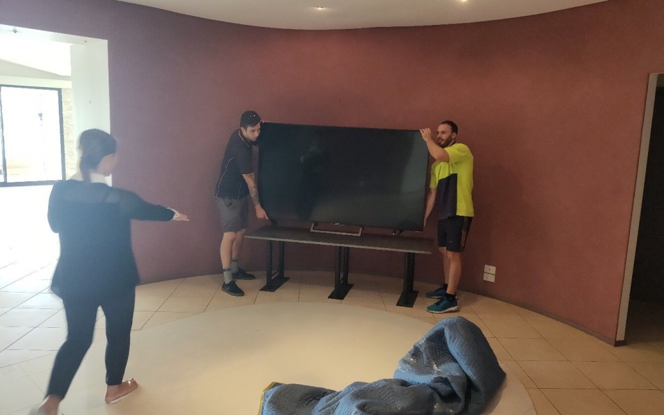 Sutherland Shire Removalists and Furniture removals Careful Movers