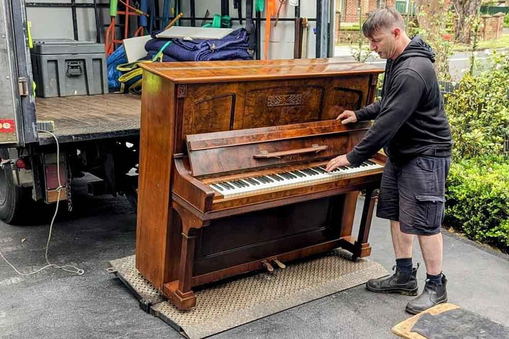 Know all about pianos